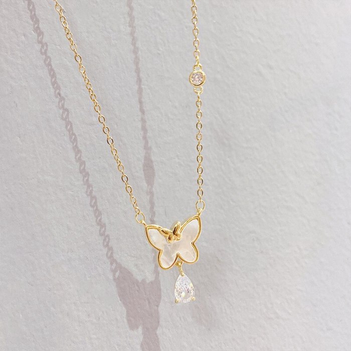 White Shell Butterfly Titanium Steel Gold Necklace Women's Short Niche Design Exquisite Fritillary Light Luxury Clavicle Chain