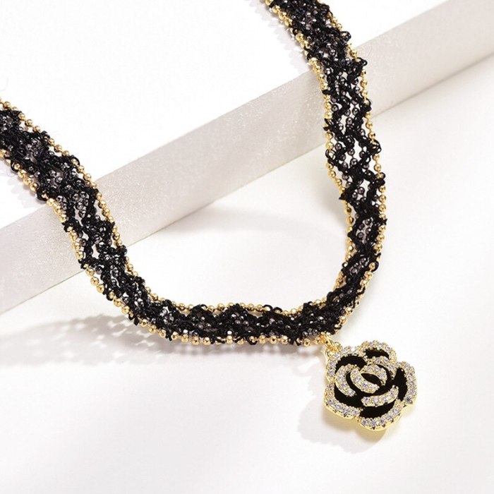 Black Woven Necklace Female Clavicle Chain Short Personalized Camellia Pendant Temperament Necklace Fashion Collar