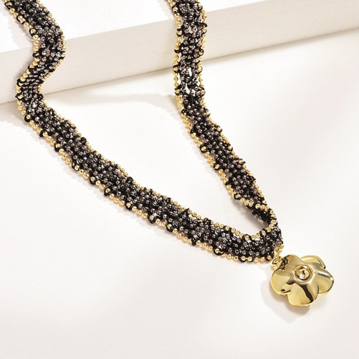 Black Woven Necklace Female Clavicle Chain Short Personalized Camellia Pendant Temperament Necklace Fashion Collar