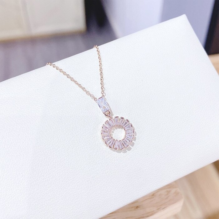 Electroplated Gold Zircon Micro-Inlaid Clavicle Chain Korean Drama Hipster Elegant Circle Goddess Simple Necklace Ornament