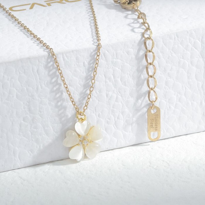 New Peach Heart Opal Petal Necklace Female Personalized Fashionable All-Match Clavicle Chain Ornament