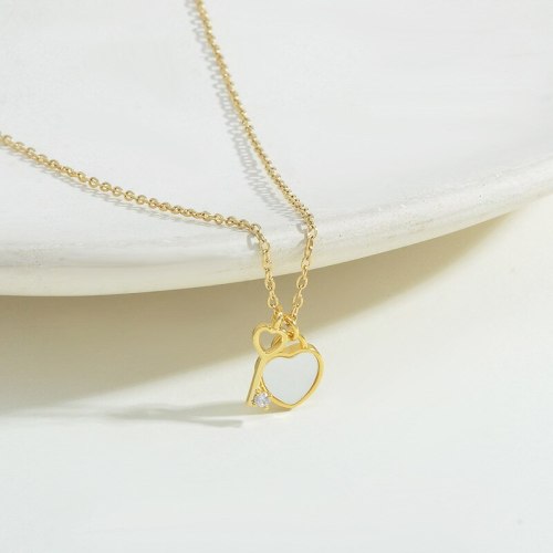 New Shell Peach Heart Key Necklace Female Niche Design Titanium Steel Clavicle Chain Personality Fashion Necklace Fashion