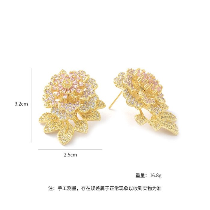 Finely Inlaid Stud Earrings S295 Silver Needle Copper Zircon Earrings Temperament Gradient Zircon Color Camellia Earring