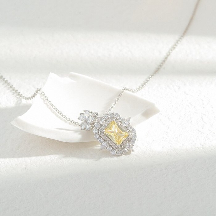 INS Cool Wind Micro Inlaid Zircon Full Diamond Necklace Female Special-Interest Design High Sense Clavicle Chain Jewelry