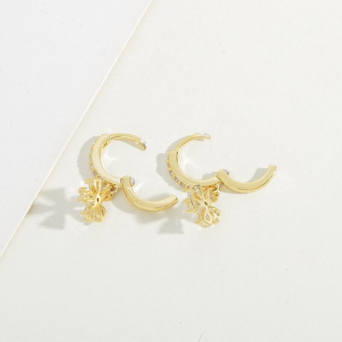 Korean Fashion New Product Micro Inlaid Zircon Flower Ear Clips Sweet Cute Lady Small Fresh Petal Earrings Fairy Style
