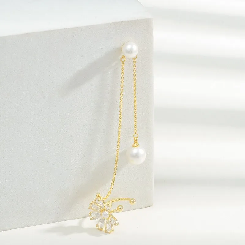 Sterling Silver Needle Petal Fringe Pearl Ear Bone Clip Non-Piercing Ear Clip Women's New Fashion Ear Studs Simple Earrings