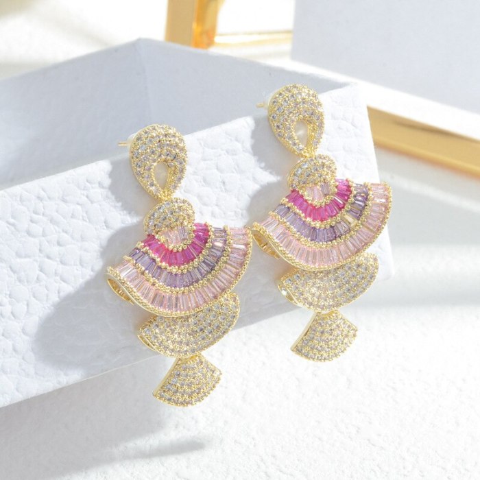Colorful Zircon Small Skirt Earrings Sterling Silver Needle Earrings Three-Dimensional Gradient Pink Scallop Earrings e1037