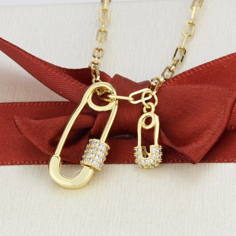 INS Cross-Border E-Commerce 2021-Size Pin Screw Buckle Necklace Fashion Simple New Combination Pendant For Women