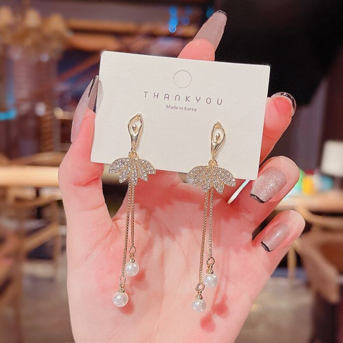 Sterling Silver Needle Ballet Girl Earrings Female Fashion Stud Earrings