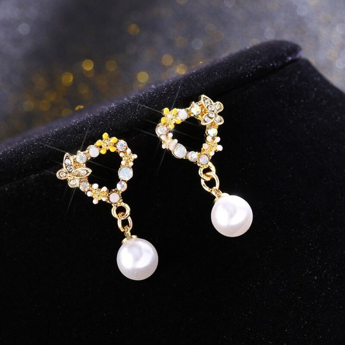 Wholesale Tassel Earrings Sterling Silver Needle Flower Stud Earrings Pearl Earrings for Women Dropshipping