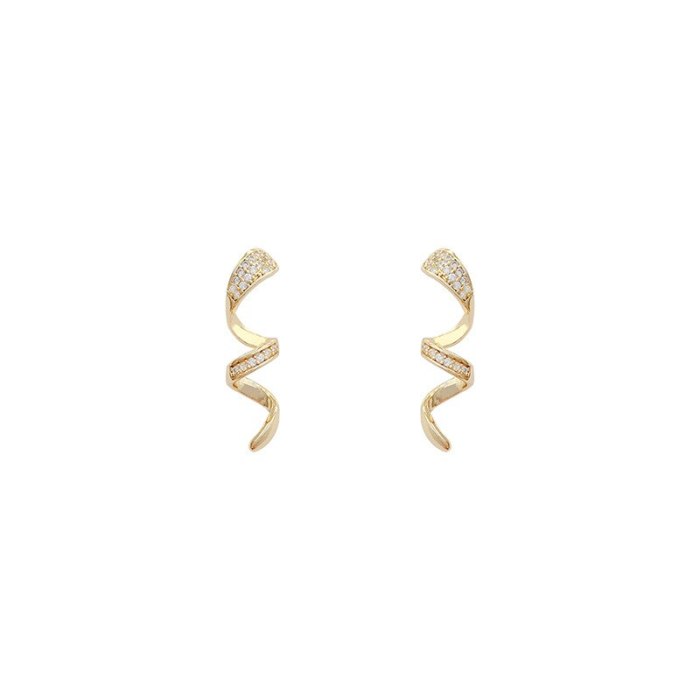 Wholesale Sterling Silver Needle New Twisted Earrings Female Stud Earrings