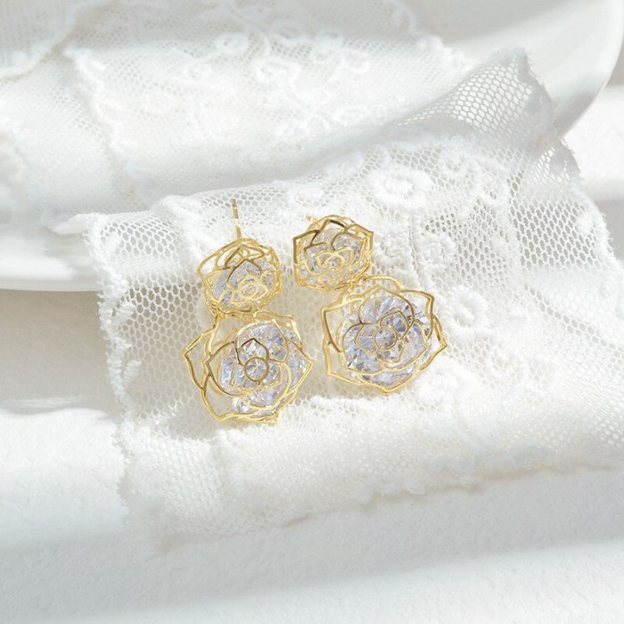 Wholesale Korean Fashion Zircon Hollow Petal Stud Earrings Women's Sterling Silver Needle Eardrops Earrings Jewelry