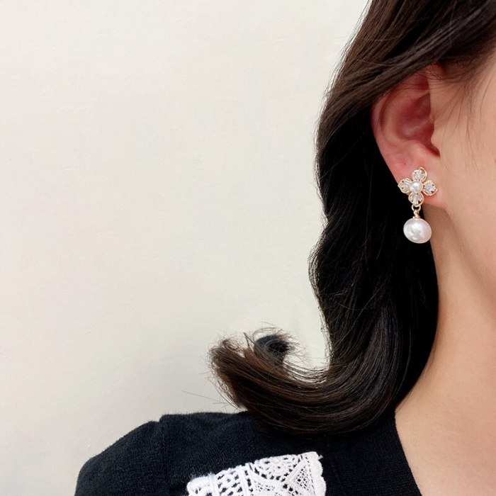 Wholesale Sterling Silver Pin New Flower Zircon Earrings for Women Pearl Tassel Earrings Jewelry Gift