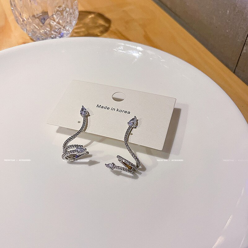 Wholesale 925 Silver Pin Full Diamond Snake-Shaped Twisted Earrings Female Stud Earrings Jewelry Gift