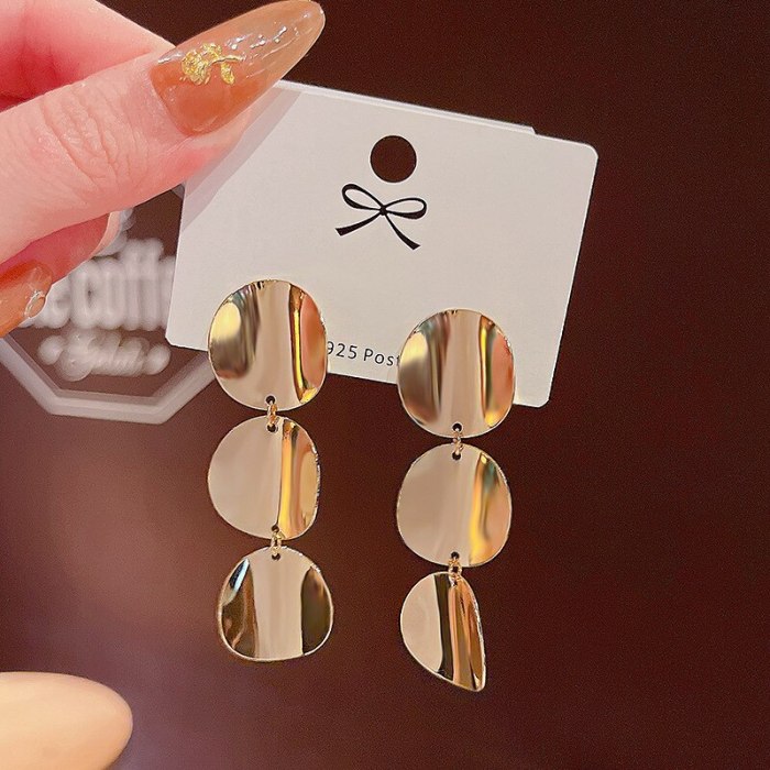 Wholesale Sterling Silver Pin Sequins round Ring Earrings Female Earrings Wholesale Jewelry Gift