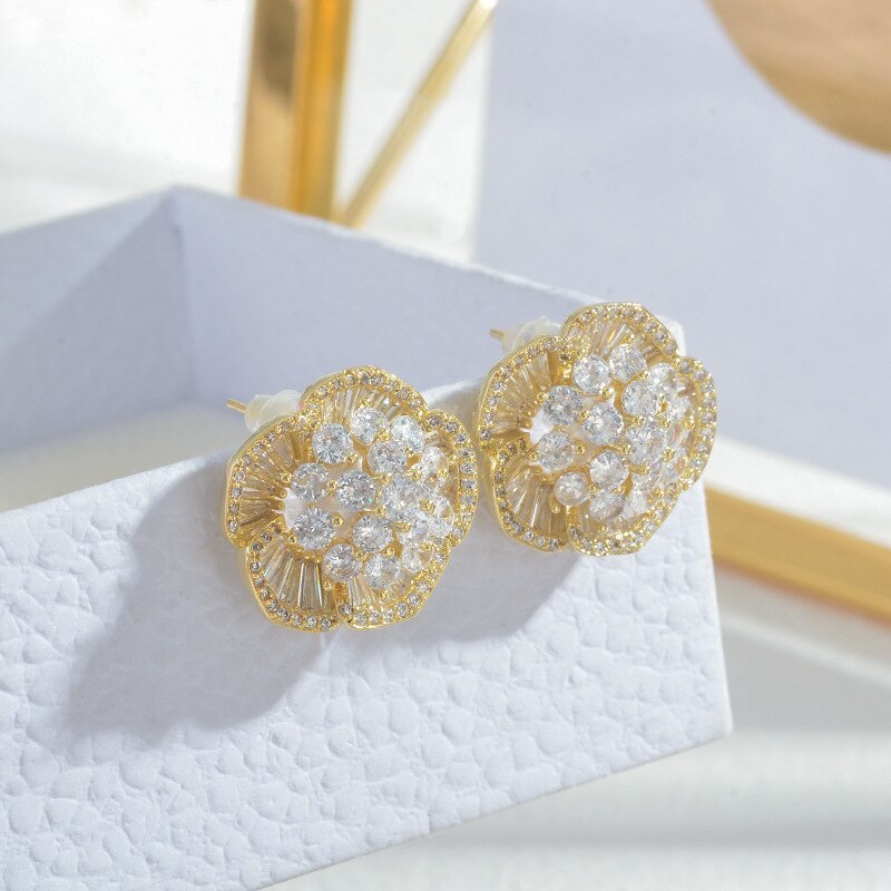 Wholesale Full Diamond Petal Zircon Stud Earrings Female Women Sterling Silver Pin Post Earrings Jewelry Gift