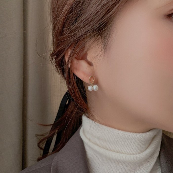Wholesale S925 Silver Pearl Stud Earrings Female Women Eardrops Earrings Wholesale Jewelry Gift