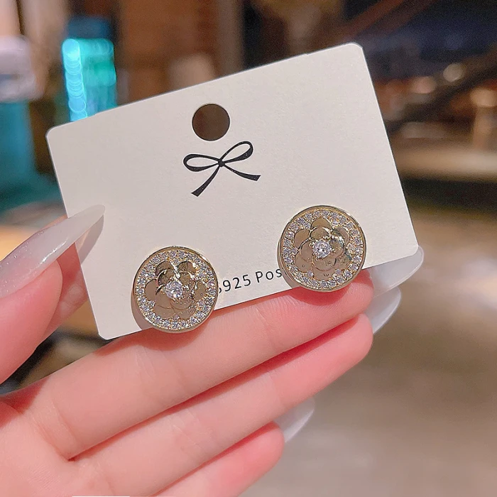 Wholesale Sterling Silvers Pin New Hoop Flower Stud Earrings Female Women Earrings Drop Shipping Gift