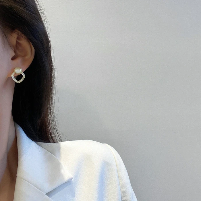 Wholesale Sterling Silvers Pin New Earrings For Women Opal Stone Ear Studs Drop Shipping Gift