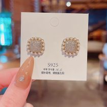 Wholesale Sterling Silvers Pin New Earrings Pearl Ear Studs Earrings Drop Shipping Gift