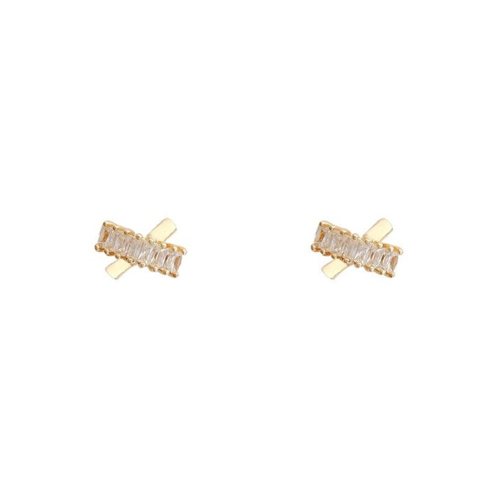 Wholesale New Zircon Stud Earrings Eardrops Dropshipping Gift