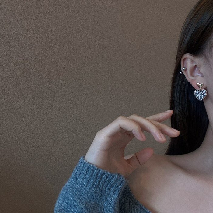 Wholesale Sterling Silvers Pin New Love Pendant Earrings Female Women Stud Earrings Dropshipping Gift