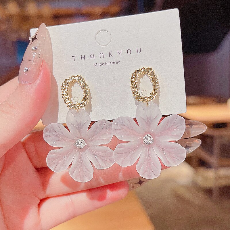 Wholesale 925 Silvers Pin New Daisy White Flower Earrings Female Women Stud Earrings Dropshipping Gift