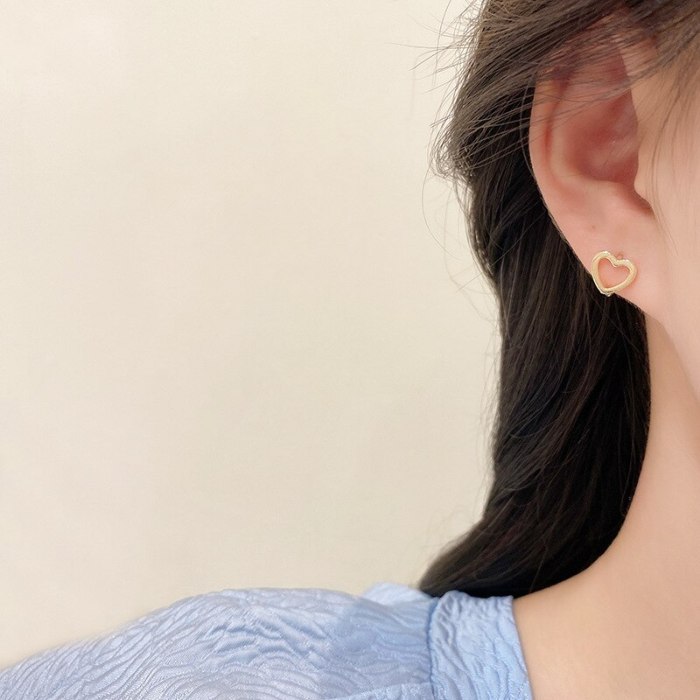 Wholesale Love Ear Clip Stud Female Women Earrings Dropshipping Gift