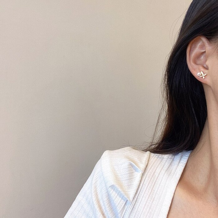 Wholesale New Cross Pearl Stud Earrings Female Women Earrings  Dropshipping Jewelry Gift