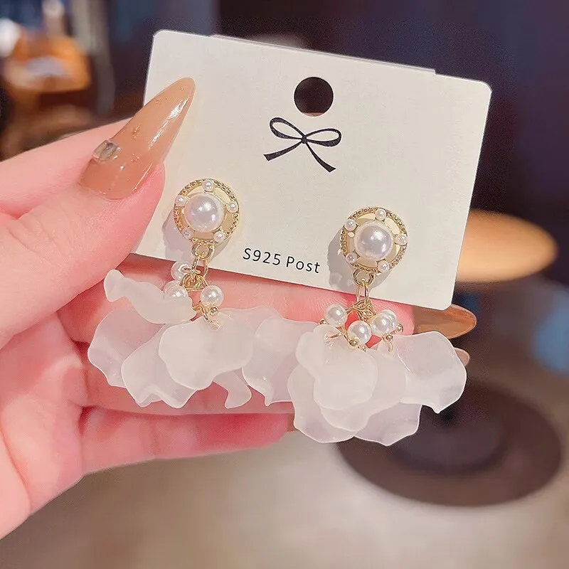 Wholesale Sterling Silver Post New Flower Earrings Female Women Stud Earrings  Dropshipping Jewelry Gift