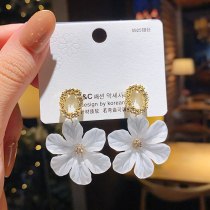 Wholesale 925 Silver Post Flower Petal Women Stud Earrings Dropshipping Jewelry Women Fashion Gift