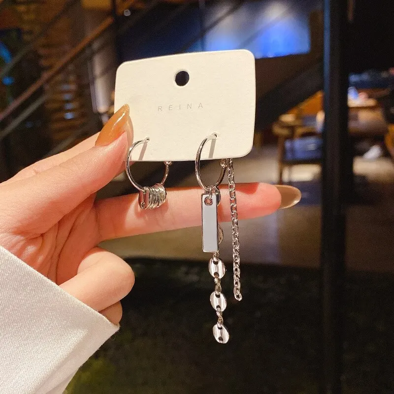 Wholesale New Asymmetric Chain Women Earrings Dropshipping Jewelry Women Fashion Gift