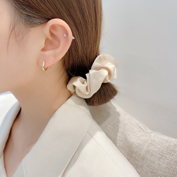 Wholesale Sterling Silver Post Fashion Women Ear Clip Studs Dropshipping Jewelry Women Fashion Gift