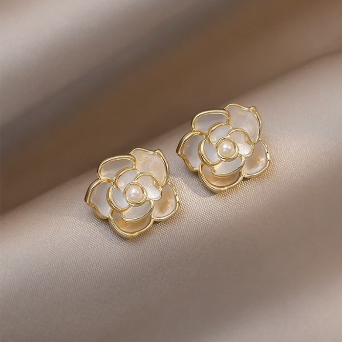 Wholesale Camellia S925 Silver Stud Earrings Women's Pearl Earrings Jewelry Women Gift