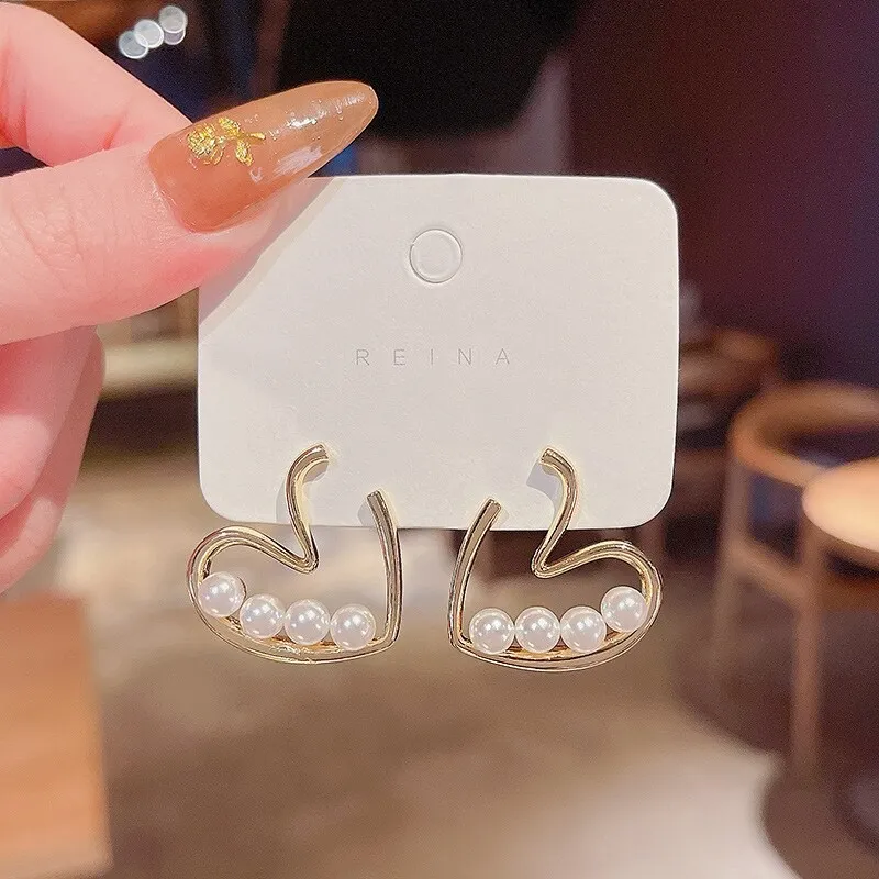 Wholesale Fashion Style Pearl Women Stud Earrings Jewelry Women Gift