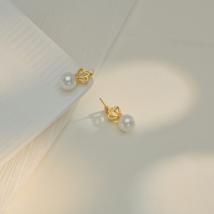 Wholesale Crown Pearl Stud  Zircon Gold-Plated  Earrings Jewelry Women Fashion 1631