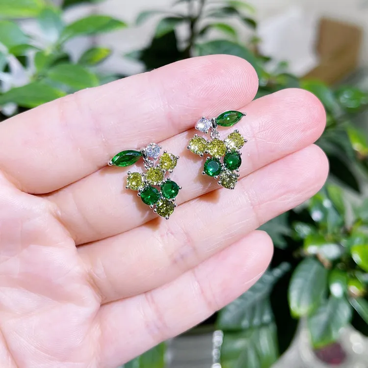 Wholesale Fashion Women Trendy Zircon Simple Brand Cute  Luxury 925 Pin Fashion Women's Earrings Jewelry Stud Christmas 1640