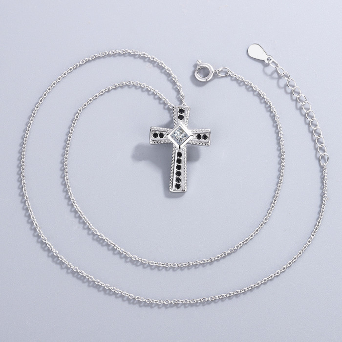 Cross Black Diamond Pendant Necklace Clavicle Chain   555