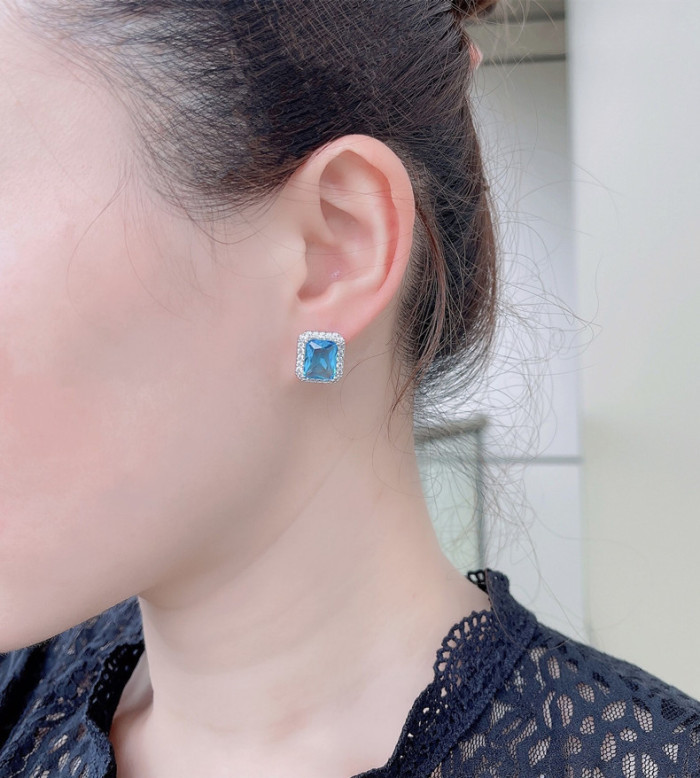 Wholesale Fashion Women Trendy Zircon Simple Brand Cute Luxury Promotion Unique Blue Crystal  Earrings Jewelry Stud Christmas 674