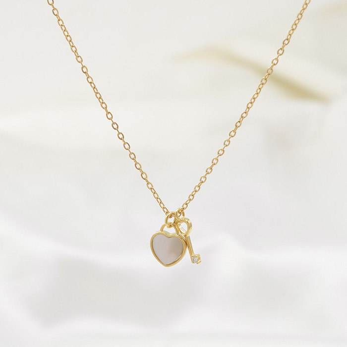 Trendy Temperament Clavicle Chain Women's  Shell Necklace Simple Fashion Key Necklace jewelry