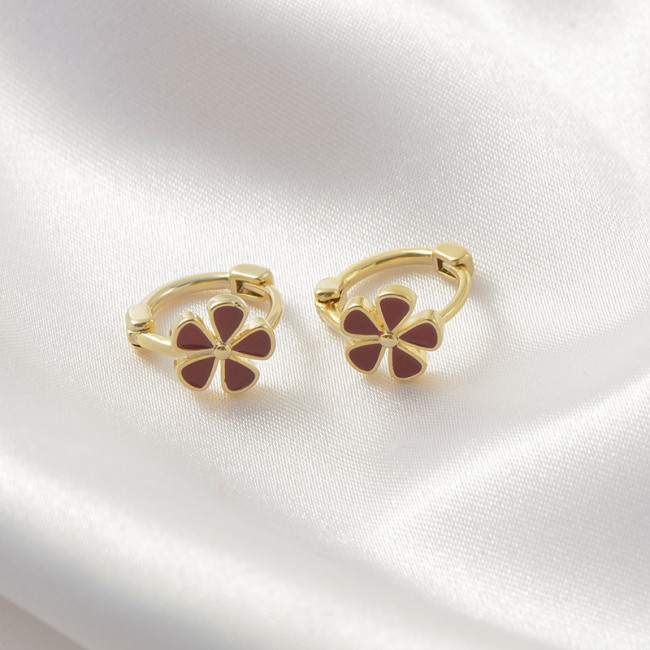 Korea Style Flower Shape Enamel Clip on Earrings Without Piercing for Girls Kids Party Cute Lovely No Hole Ear Clip