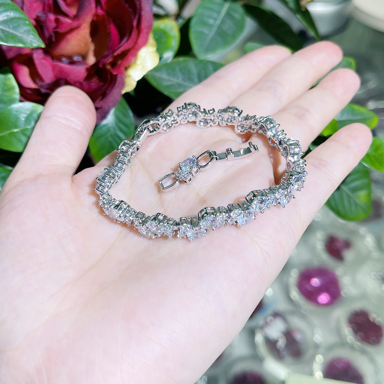 Luxury silver Color Chain Link Bracelet for Women Ladies Shining AAA Cubic Zircon Crystal Jewelry