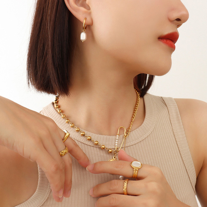 Fashion Minimalist Irregular Pearl Dangle Earrings Vintage Freshwater Pearls Hoop Earrings For Women Fine Jewelry