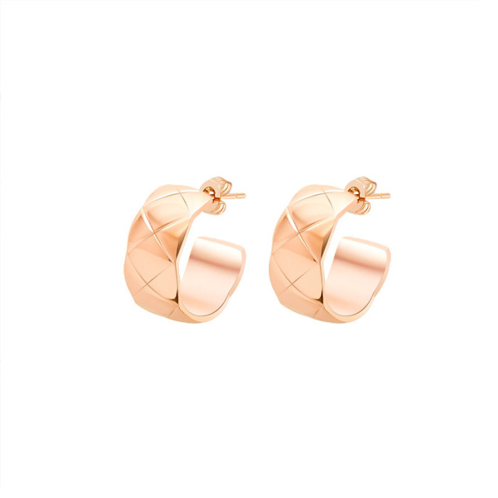 Open Wide Textured Hoop Earrings for Women Chunky C Shaped Circle Earrings Statement Round Earrings Geometric Jewelry