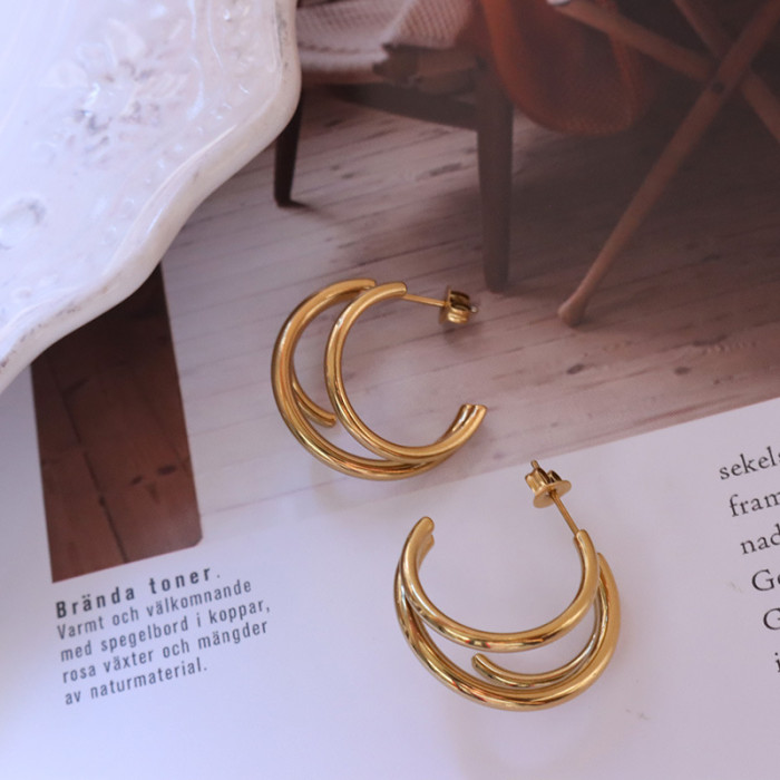 New Design Creative Three Layers Wire Hollow Crescent CC Earring Stainless Steel Gold Moon Hoop Earrings for Women