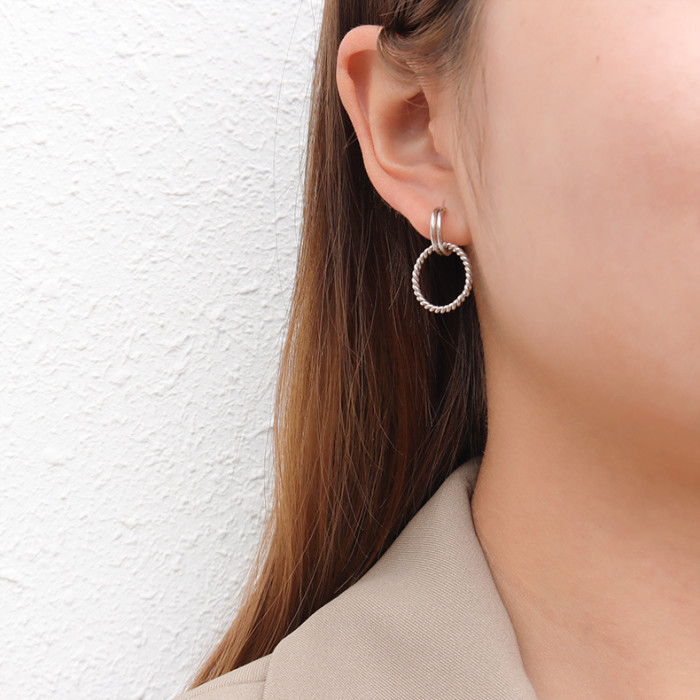 Fashion Interweave Twist Metal Circle Geometric Round Hoop Earrings for Women Accessories Party Titanium steel Jewelry ear studs