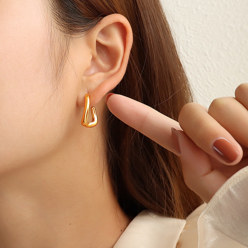 Geometry Simple Shaped C Earrings Gold Titanium Steel Earrings Hoops