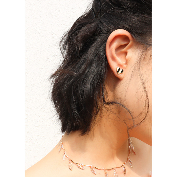 Heart White Shell Stud Earring Double Color Earrings for Fashion Women Girls Jewelry Accessories