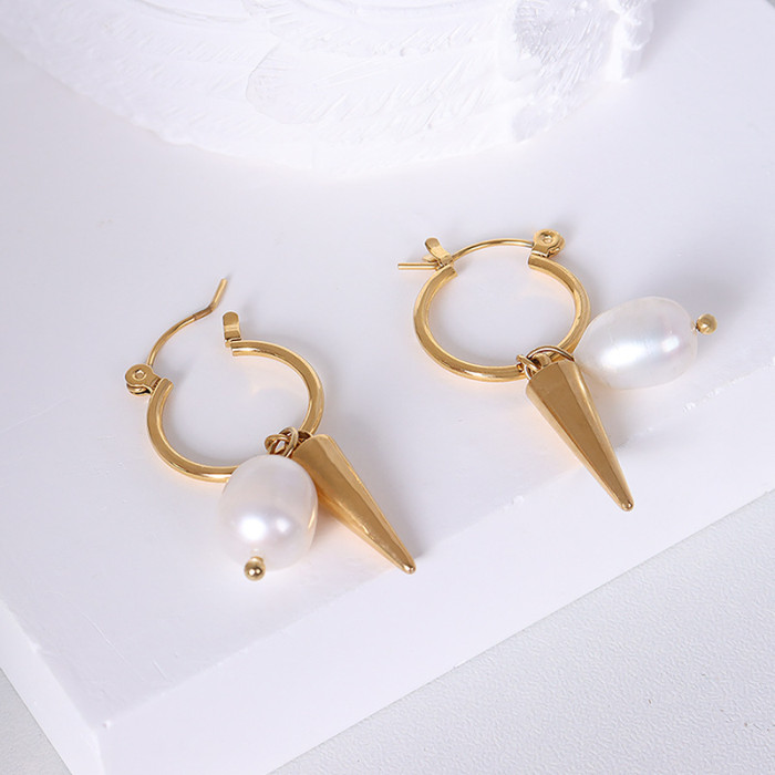 Punk Hoop Earrings for Women Gothic Exaggeration Piercing Jewelrys Long Rivet Pearl Round Earring