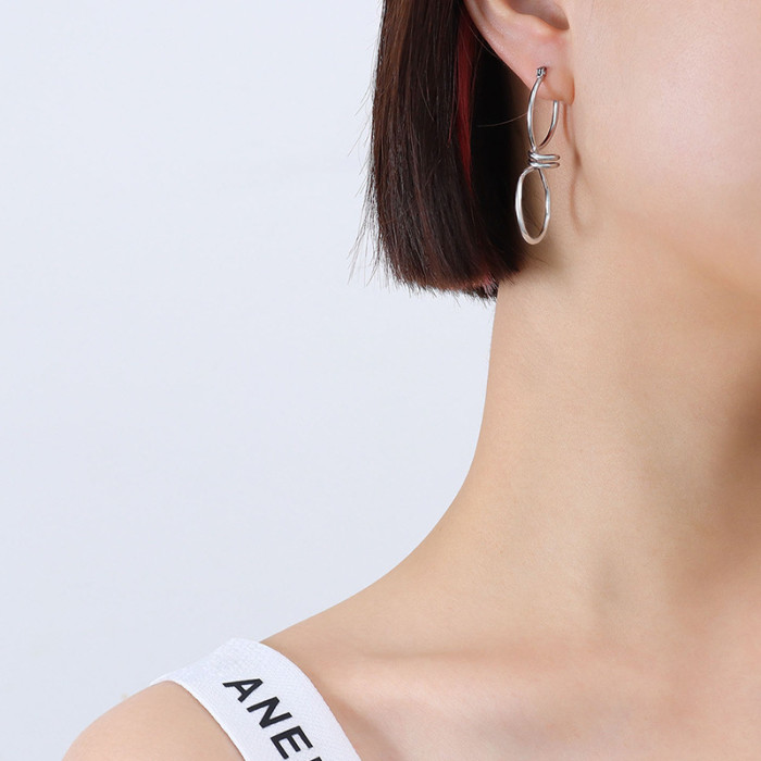 Temperament Woven Twist Metal Hoop Earrings For Woman Goth Girls Simple Accessories Korean Fashion Jewelry